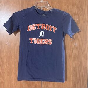 Kids Detroit Tigers t shirt size small